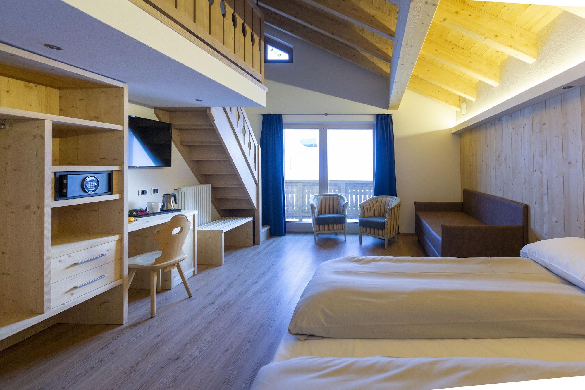 Hotel "La Suisse" ลีวินโญ ภายนอก รูปภาพ