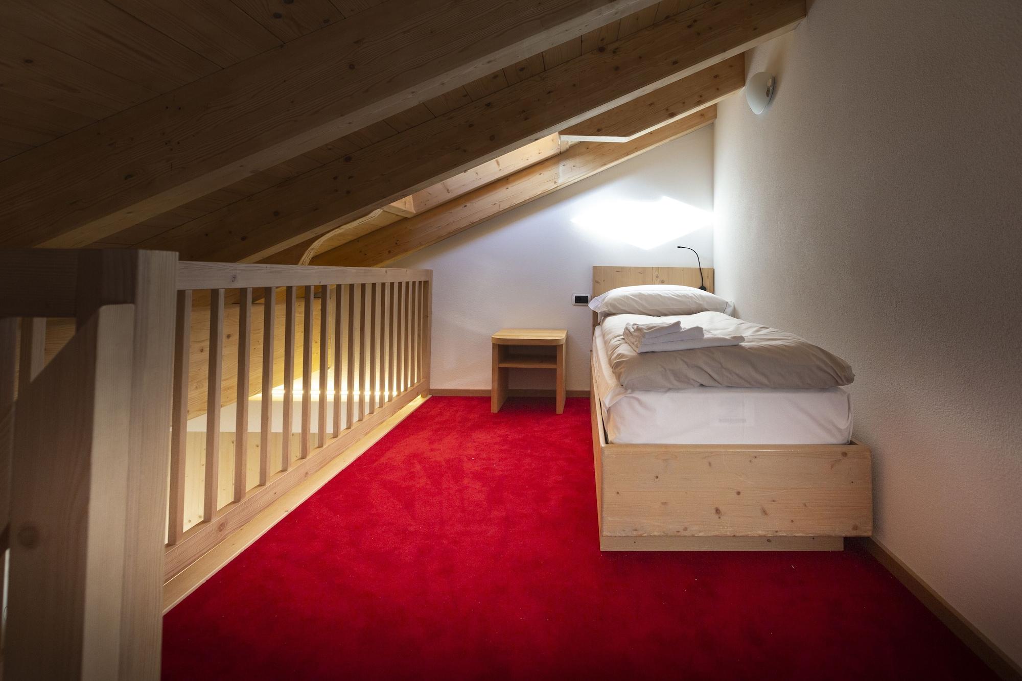 Hotel "La Suisse" ลีวินโญ ภายนอก รูปภาพ