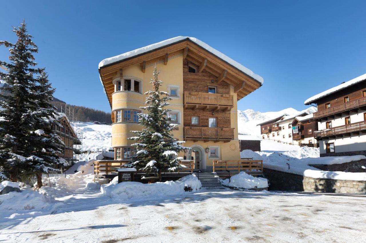 Hotel "La Suisse" ลีวินโญ ภายนอก รูปภาพ