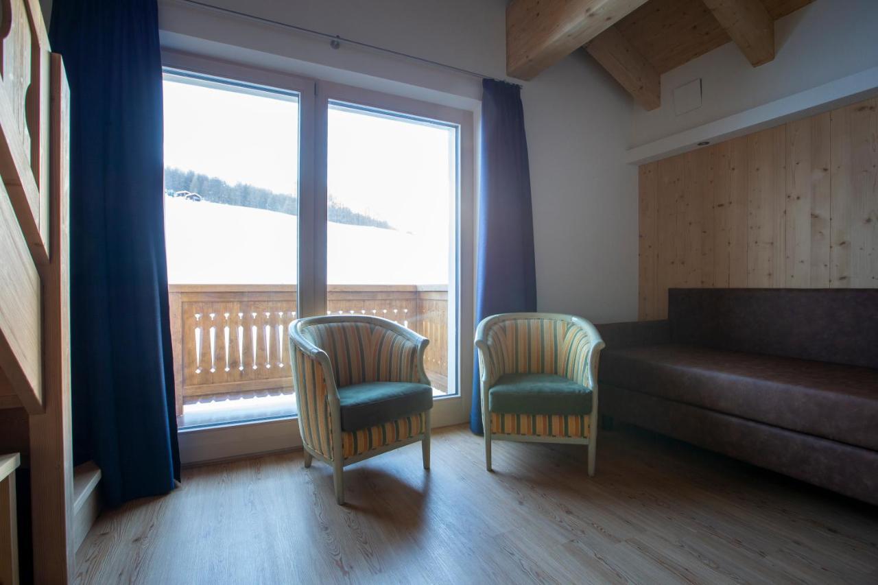 Hotel "La Suisse" ลีวินโญ ภายนอก รูปภาพ